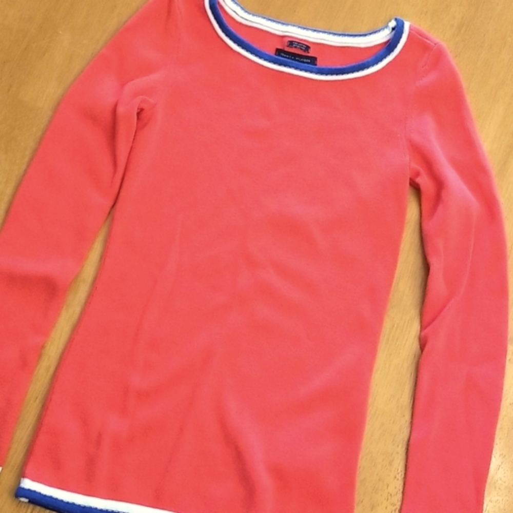 Tommy Hilfiger sweater